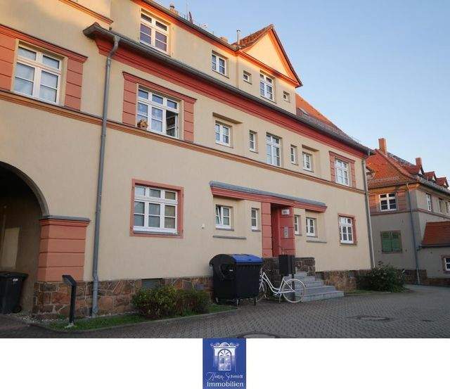 Nossen! Bezaubernde 2-Zimmerwohnung ... Laminat ... Tageslichtbad ... Abstellraum! - Foto 3