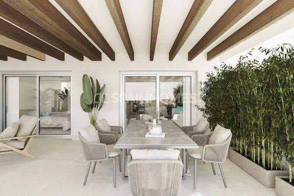 Sea-View Properties in a Complex with Pool in Benahavis