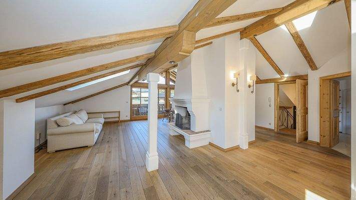 KITZIMMO-Dachgeschosswohnung in Toplage am Sonnberg kaufen - Immobilien Kitzbühel.