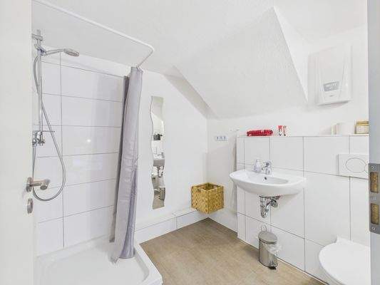 Ladenlokal / Wc & Dusche 