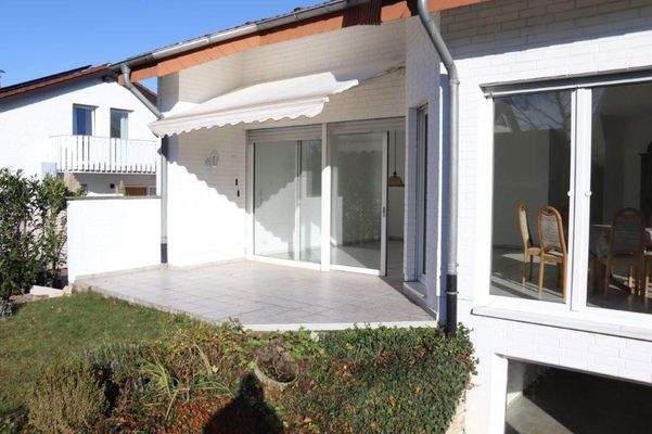 Terrasse mit Markise