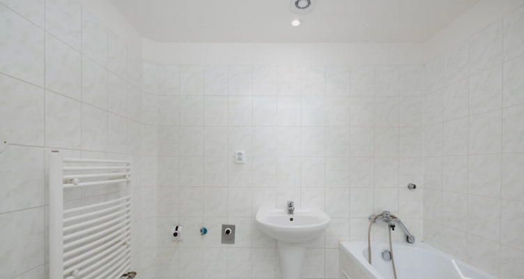 1744174552_5MQX9qZsTV