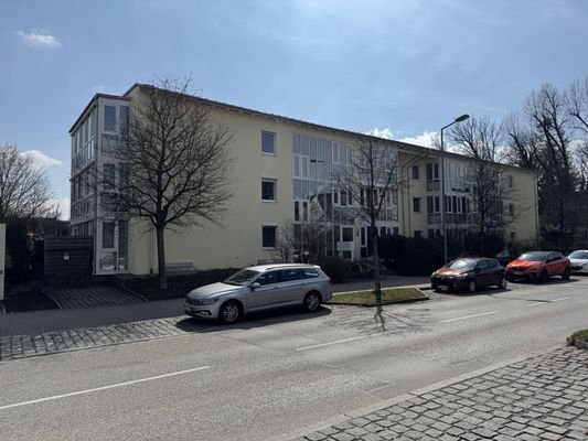 Straßenansicht