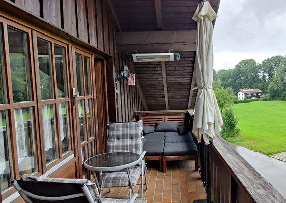 Balkon geschnitten .jpg