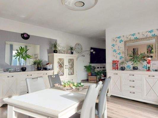 Wohn-/Essbereich Haus 1