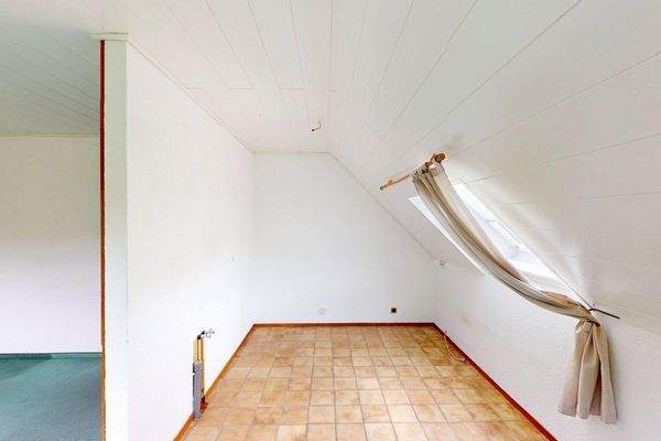 Kinderzimmer/Büro OG