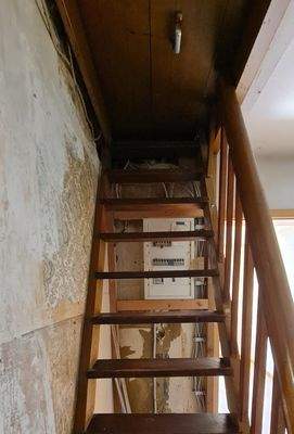 Aufgang Dachgeschoss.jpg