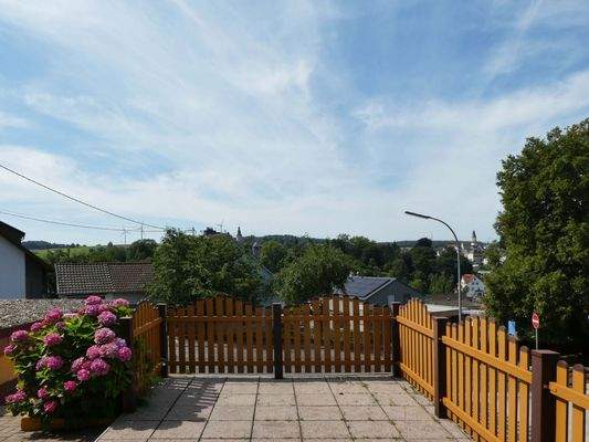 Blick von der Dachterrasse der Garage