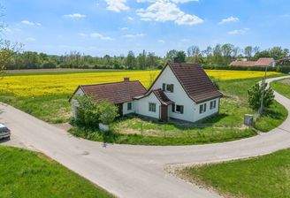 Grundstück mit Altbestand