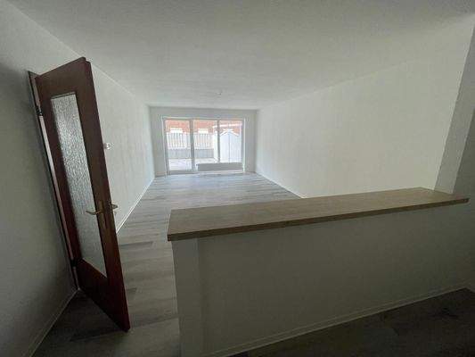 Helle Wohnung mit Balkon