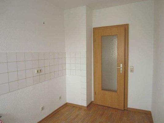 Küche mit Fliesenspiegel