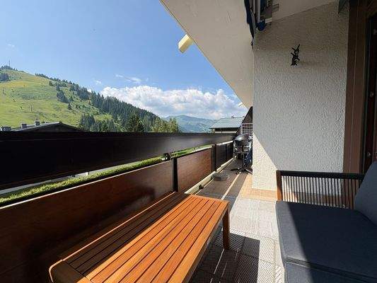 Ausblick nach Süd-Westen zum Skigebiet am Hochmais