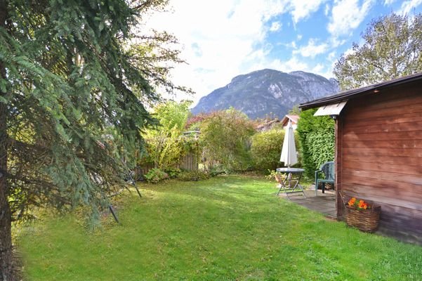 Gartenoase mit Bergblick 