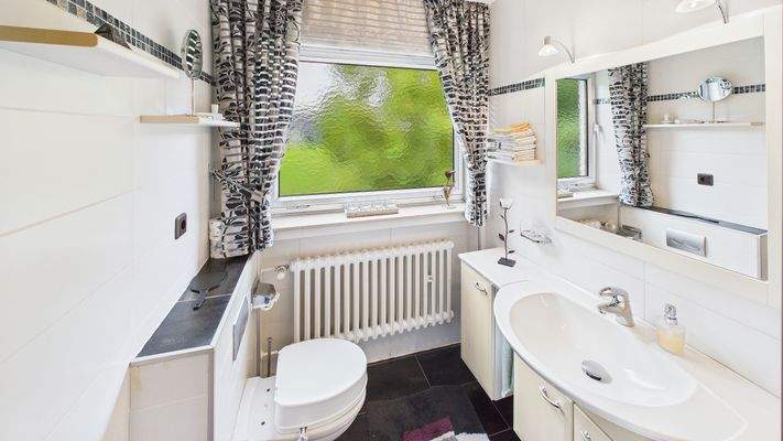 CAM01984G0-PR0521-STILL006