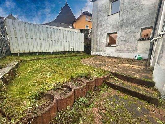 Garten und Terrassenansicht