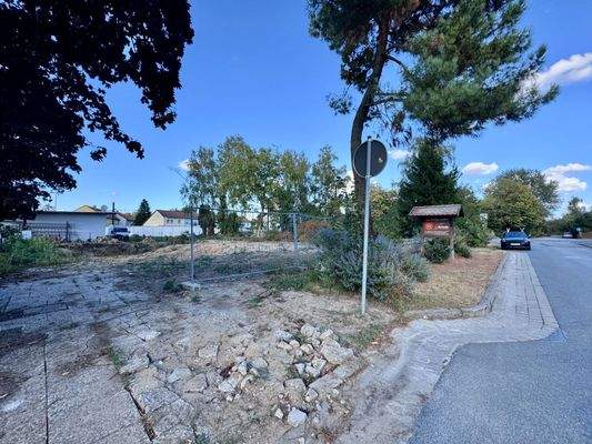 Zufahrt zum Grundstück