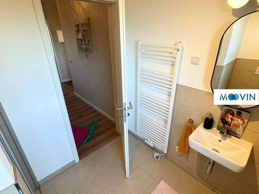 Ansicht II: Badezimmer II