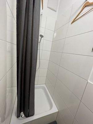 innen  Teeküche-Dusche  2 .JPG