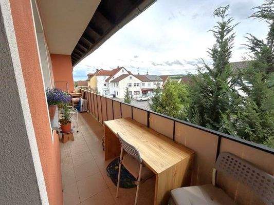 Wohnung4 im Obergeschoss_Balkon