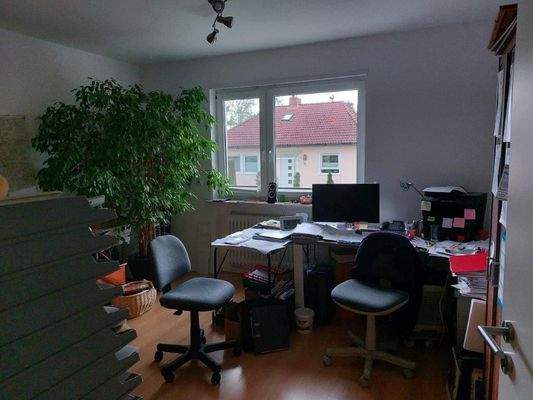 Arbeitszimmer in Erdgeschoss- Wohnung