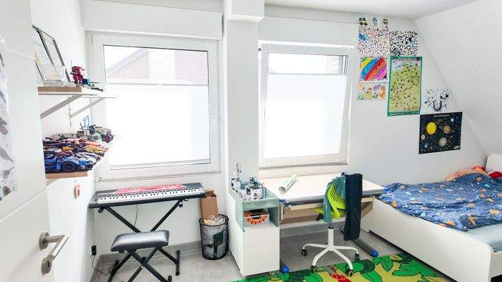 30 dji_mimo_20250523_104308_20250523104308_1747993