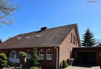 Vorderansicht des Wohnhauses