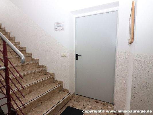 Bild 5 Eingang Büro Erdgeschoss