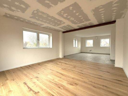 Wohn-/Essbereich & Küche