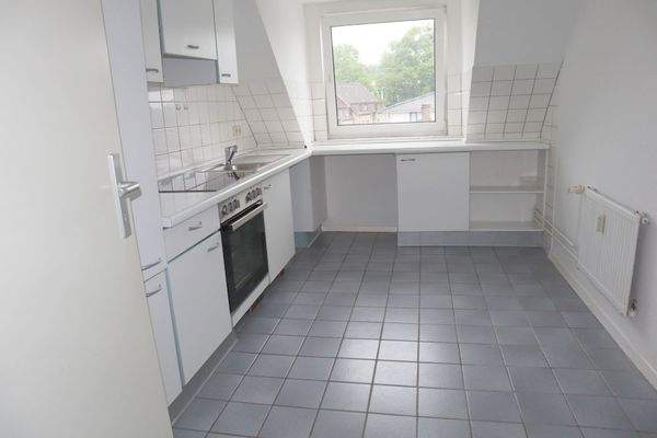 Küche mit Einbauküche