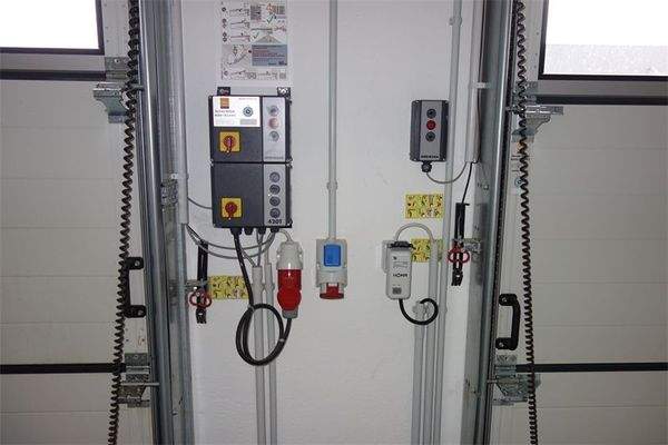 Starkstromanschlüsse