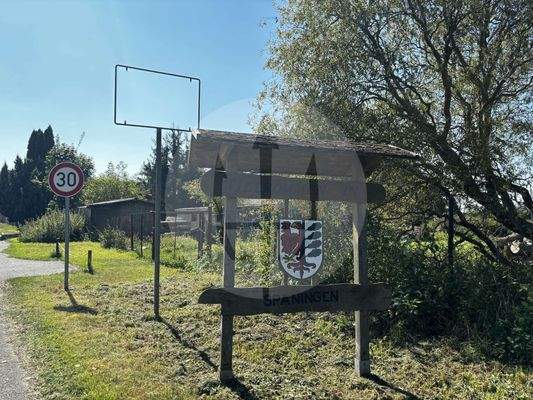 Umgebungsfoto Ortsschild