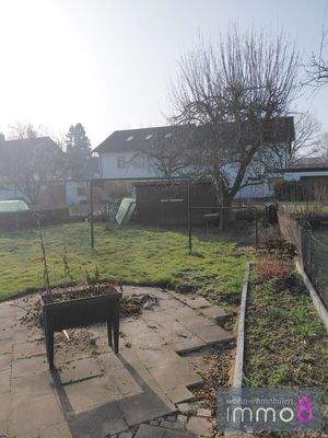 Ihr großer Garten im Süden!