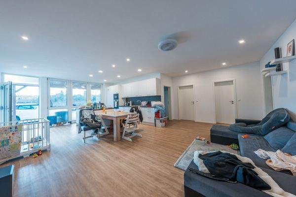 Wohn- und Essbereich Bild 1 (Wohnung)