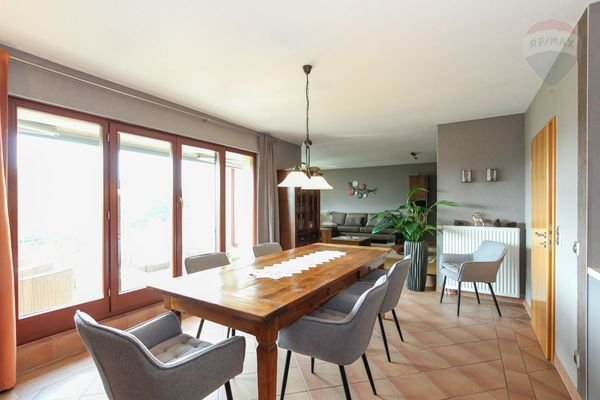 DG Esszimmer (2)