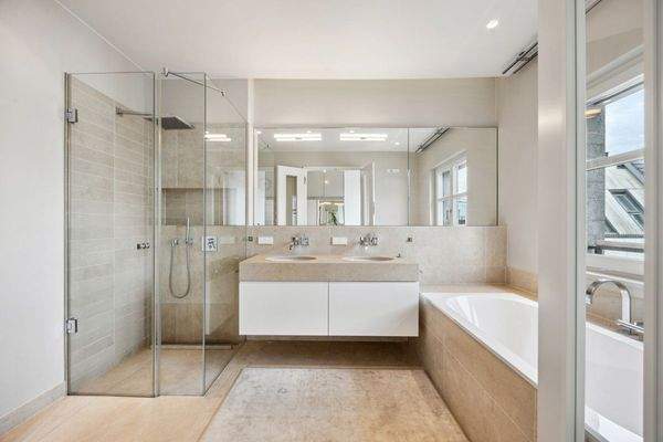 Masterbereich / Badezimmer