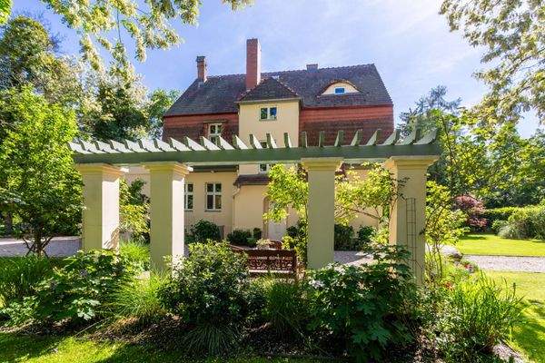 Private Oase mit Springbrunnen