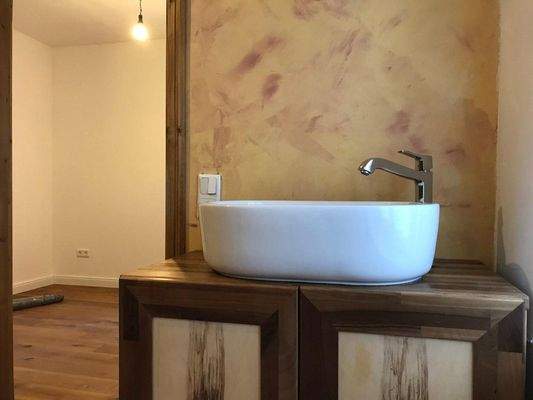 EG LI 2 Zimmer 450,00€ KM