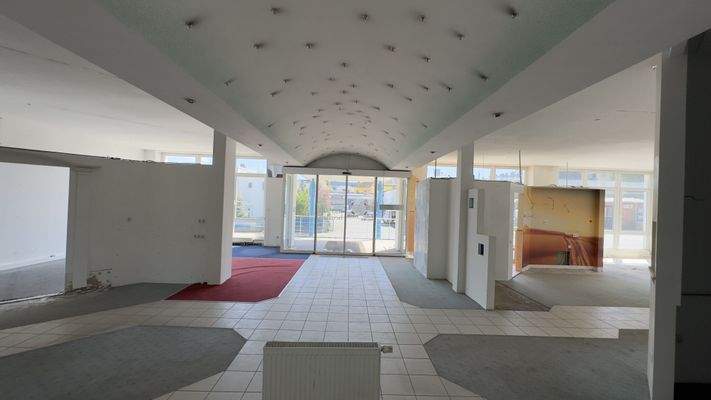 Ausstellung EG Eingang