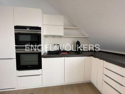 neuwertige Einbauküche