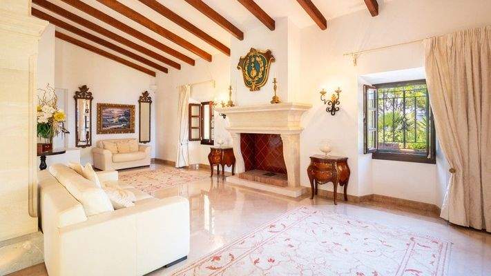 Alcudia Mallorca Villa zu verkaufen wohnzimmer-kamin BHHS-BAL-1026