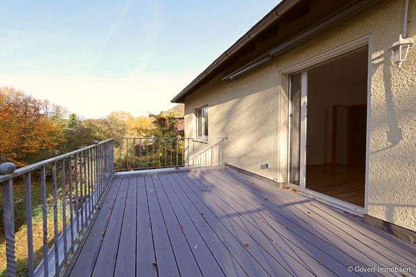 OG Wohnung links Balkon 