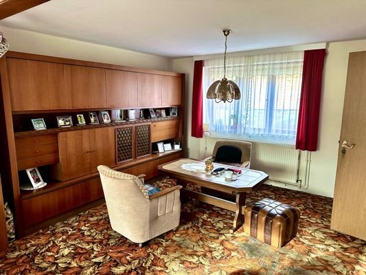 8-Wohnzimmer