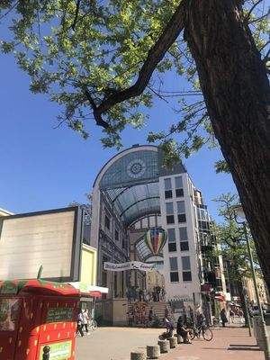 Einkaufen um die Ecke