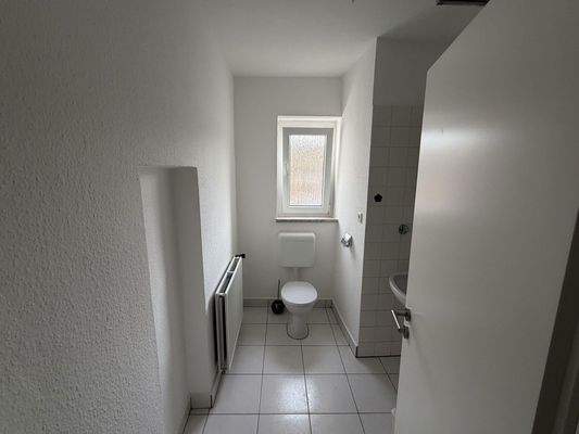 Badezimmer (Ansicht 2)