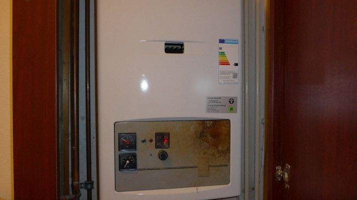 Heizung Gewerbeeinheit Erdgeschoss