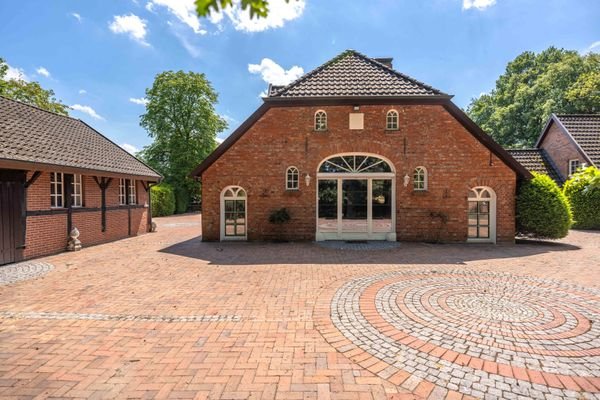 Hausansicht vom Innenhof