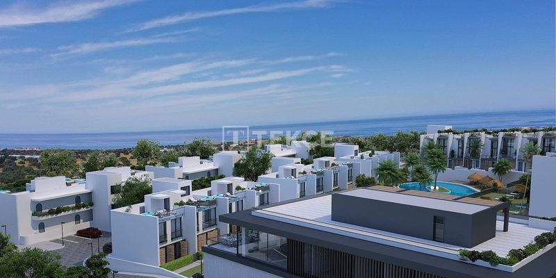 Apartments in a Complex with Easy Access to Sea in Tatlısu