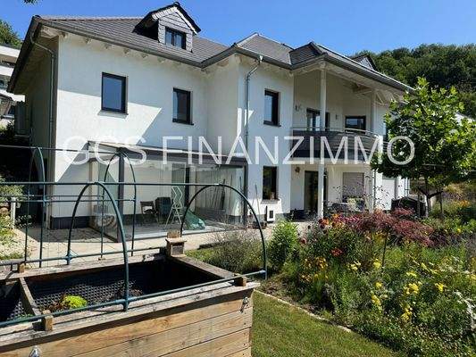 Ansicht mit Wintergarten