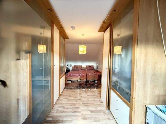 Begehbarer Kleiderschrank