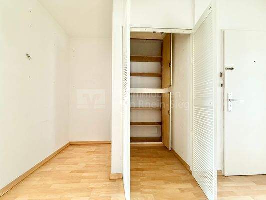 Einbauschrank/Garderobe